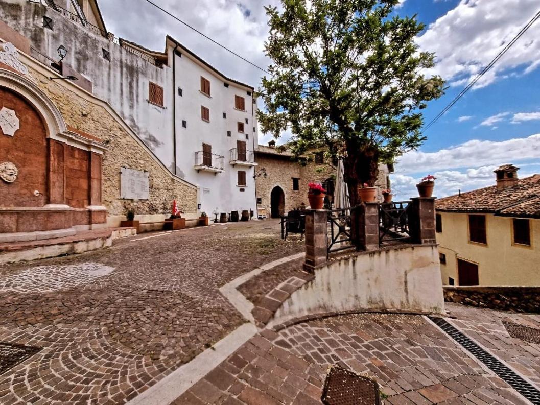 Il Sentiero Apartment Poggio Bustone Luaran gambar
