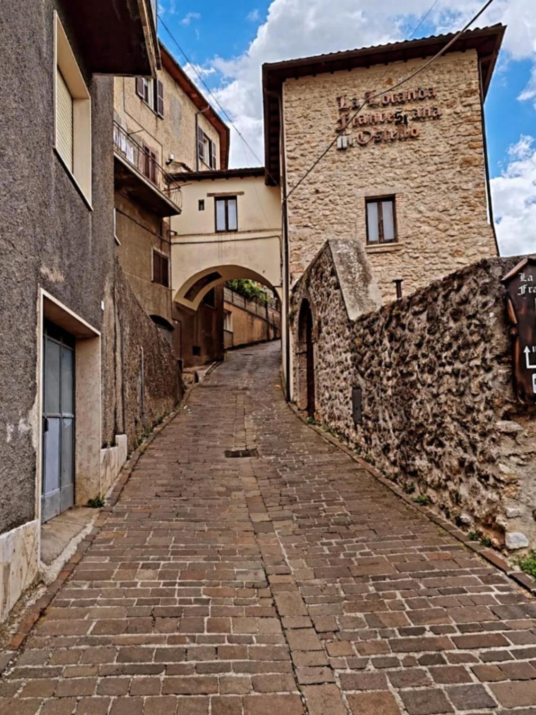 Il Sentiero Apartment Poggio Bustone Luaran gambar