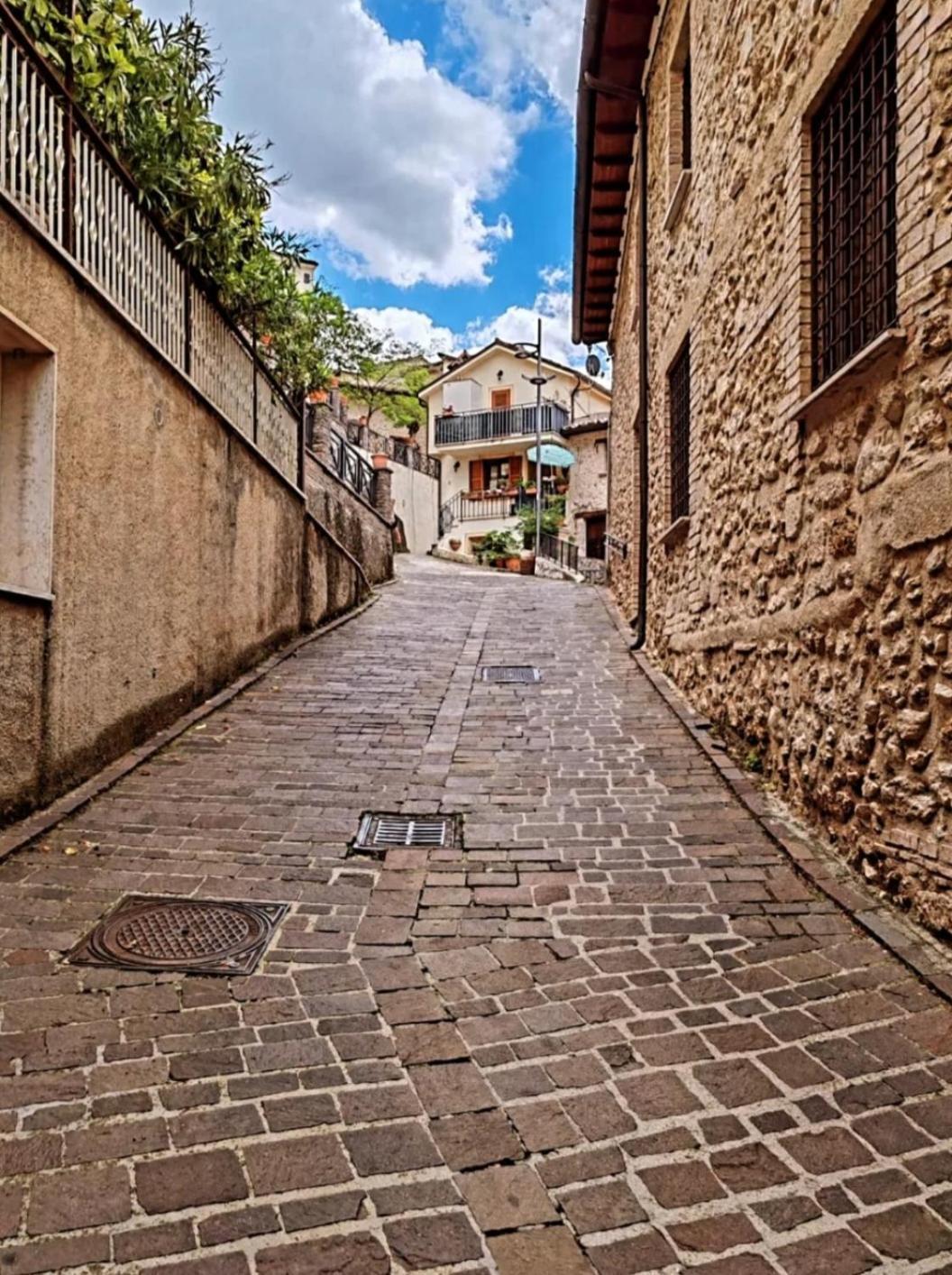 Il Sentiero Apartment Poggio Bustone Luaran gambar